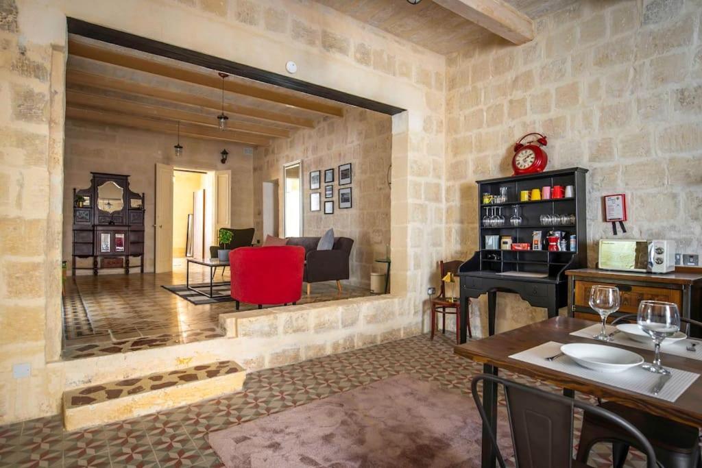 Chic, Stylish & Spacious Flat In Central Valletta Luaran gambar