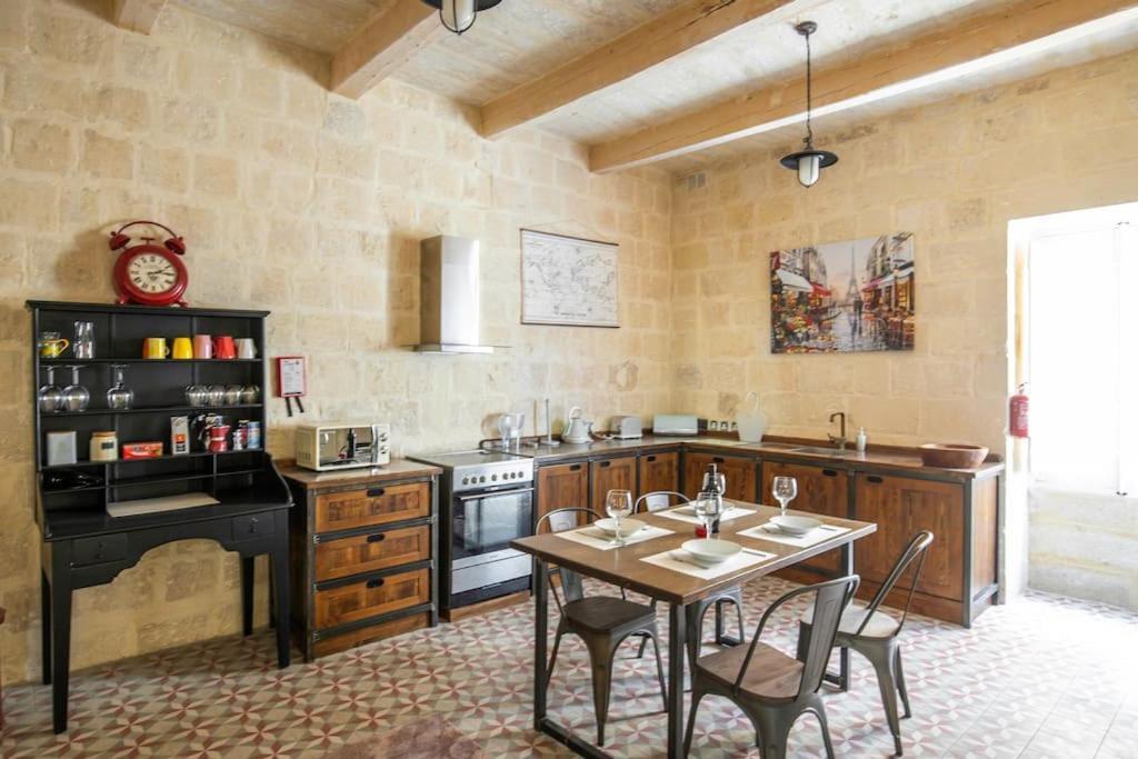 Chic, Stylish & Spacious Flat In Central Valletta Luaran gambar