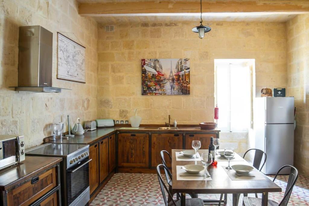 Chic, Stylish & Spacious Flat In Central Valletta Luaran gambar