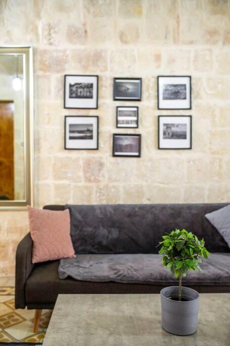 Chic, Stylish & Spacious Flat In Central Valletta Luaran gambar